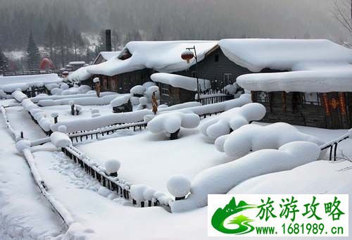 安详宁静的雪村