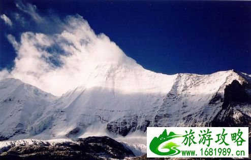 新浪旅游配图木里白皑皑的雪山 图新浪旅游 新浪旅游配图木里白皑皑的雪山 图新浪旅游
