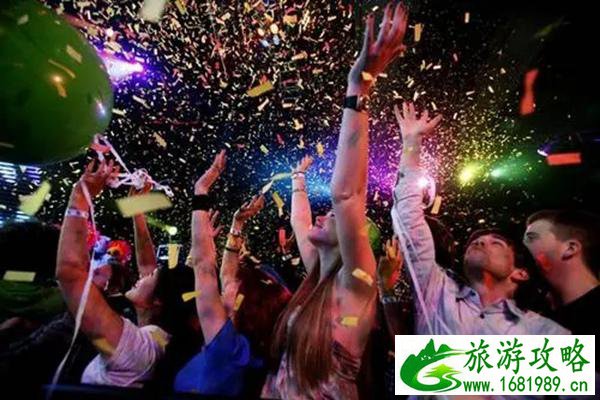 2022青岛跨年夜哪里有烟花看 2022青岛跨年夜哪里有烟花看