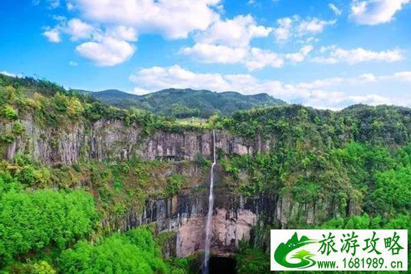 硝洞岩瀑布旅游攻略2020 硝洞岩瀑布旅游攻略2020