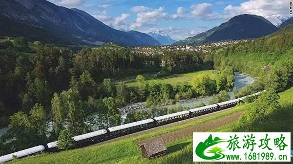 最适合旅行的火车线路 火车旅游线路推荐2022 最适合旅行的火车线路 火车旅游线路推荐2022