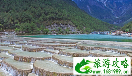 蓝月谷在哪里 蓝月谷的水为什么是蓝色的 蓝月谷在哪里 蓝月谷的水为什么是蓝色的
