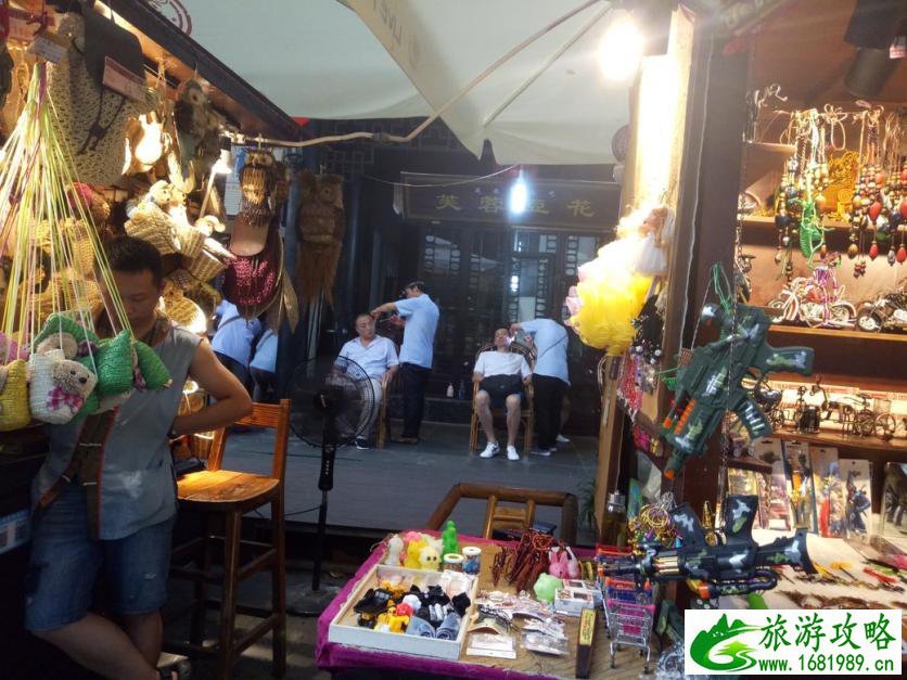 2017年8月去成都旅游需要注意什么 2017年8月去成都旅游需要注意什么