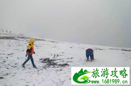 稻城亚丁在哪儿  川西康巴藏区稻城亚丁旅游攻略2017