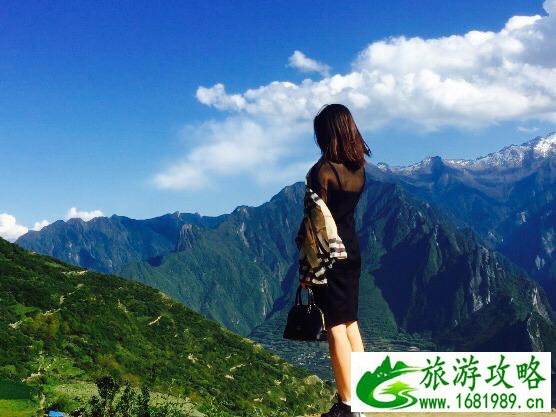 浮云牧场在哪里 浮云牧场度假酒店电话