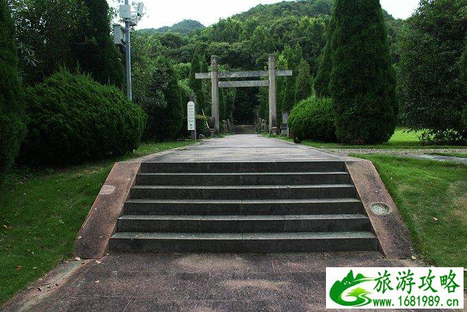 东钱湖有哪些景点 东钱湖有什么好玩的 东钱湖有哪些景点 东钱湖有什么好玩的