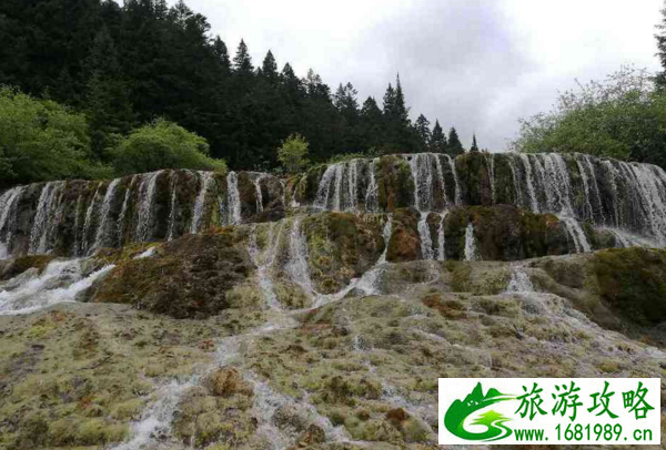 黄龙景区有什么好玩的  黄龙景区在哪儿  五彩池好看吗