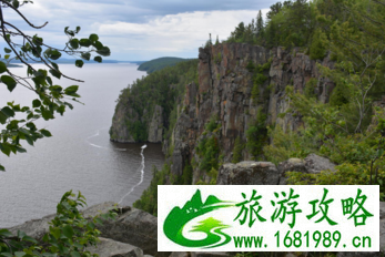 加拿大六里湖Six Mile Lake旅游攻略 加拿大六里湖Six Mile Lake旅游攻略