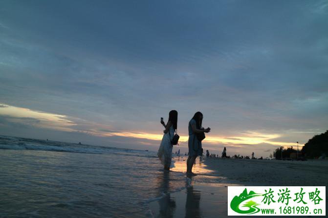 涠洲岛有哪些景点 涠洲岛有什么好吃的 涠洲岛有哪些景点 涠洲岛有什么好吃的