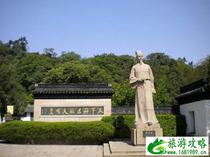 阳澄湖有什么好玩的 阳澄湖有什么好吃的 阳澄湖有什么好玩的 阳澄湖有什么好吃的