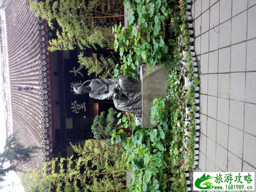 杜甫草堂在成都哪个区_杜甫草堂在哪里 杜甫草堂在成都哪个区_杜甫草堂在哪里