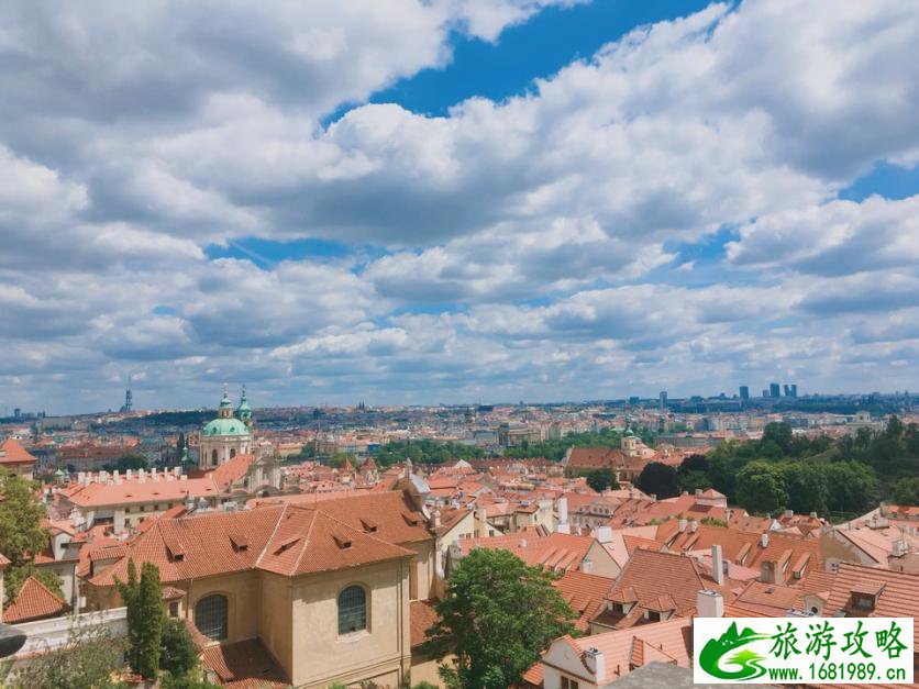 布拉格有哪些景点 布拉格广场有许愿池吗