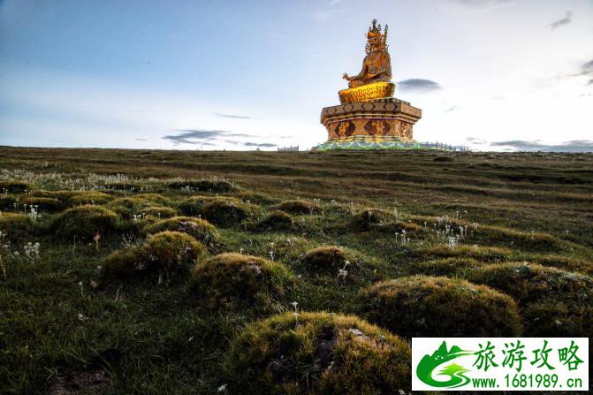亚青寺的活佛有哪些 亚青寺旅游攻略 亚青寺的活佛有哪些 亚青寺旅游攻略