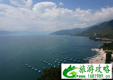 抚仙湖在哪儿 抚仙湖有什么好玩的 抚仙湖发生过什么大事件吗 抚仙湖在哪儿 抚仙湖有什么好玩的 抚仙湖发生过什么大事件吗