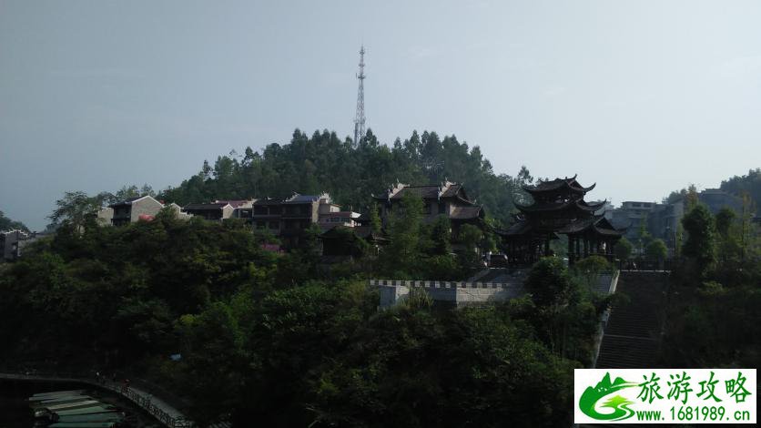 边城茶峒是个怎样的地方  凤凰古城离边城茶峒有多远