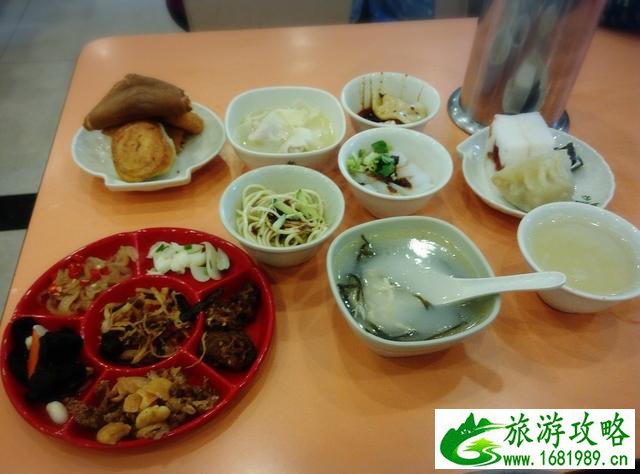 成都为什么叫蓉城 成都有什么好吃的  成都有什么好玩的