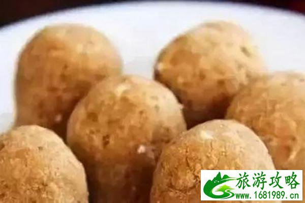 拉萨本地特色小吃推荐 拉萨本地特色小吃推荐