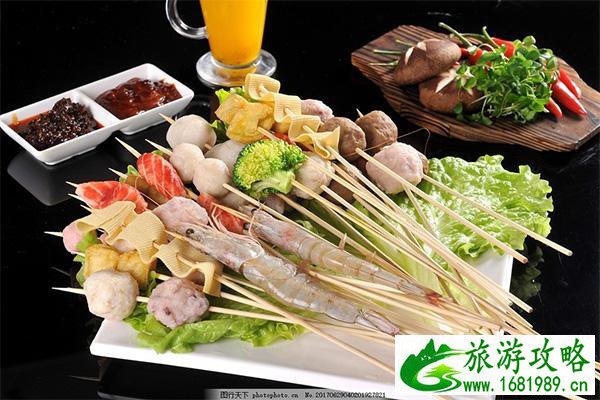 贵阳甲秀楼附近小吃一条街 美食推荐 贵阳甲秀楼附近小吃一条街 美食推荐