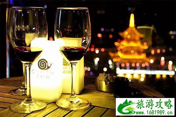 贵阳甲秀楼附近小吃一条街 美食推荐 贵阳甲秀楼附近小吃一条街 美食推荐