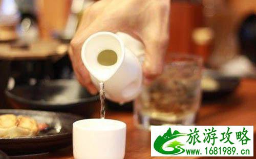 日本清酒跟中国白酒有什么不同