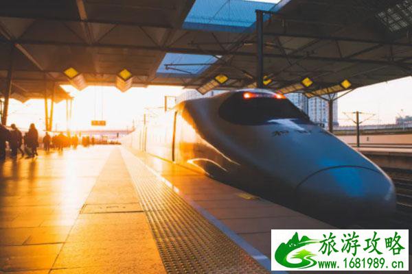 2021台风烟花致重庆取消航班-停运列车 2021台风烟花致重庆取消航班-停运列车