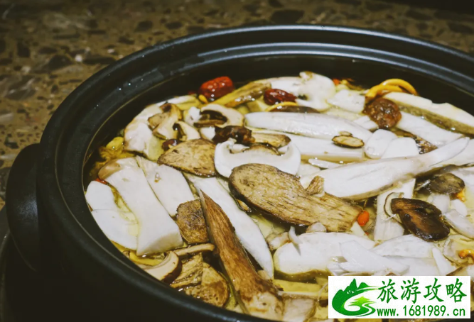 云南野生菌市场在哪 云南美食店推荐 云南野生菌市场在哪 云南美食店推荐