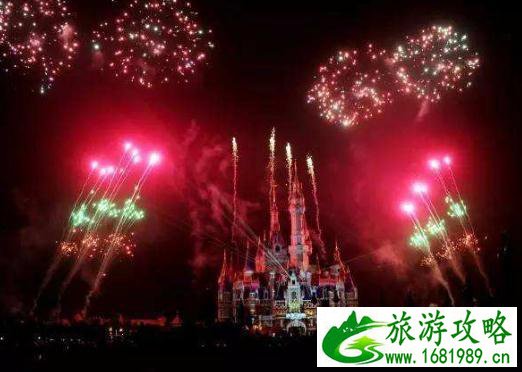 香港哪家餐厅可以看迪士尼烟花 香港迪士尼烟花最佳观赏地点 香港哪家餐厅可以看迪士尼烟花 香港迪士尼烟花最佳观赏地点