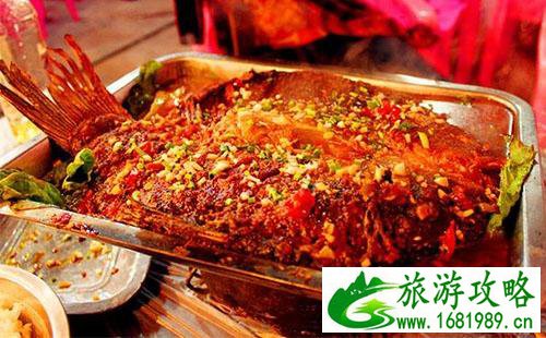 凤凰小吃一条街在哪里 凤凰小吃街在哪里