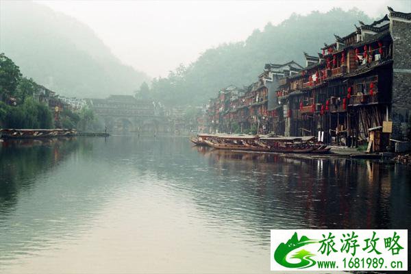 凤凰古城特产有哪些 有什么是值得买的