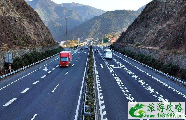 2022年国庆非北京载客汽车限行吗 中秋节高速免费吗 2022年国庆非北京载客汽车限行吗 中秋节高速免费吗