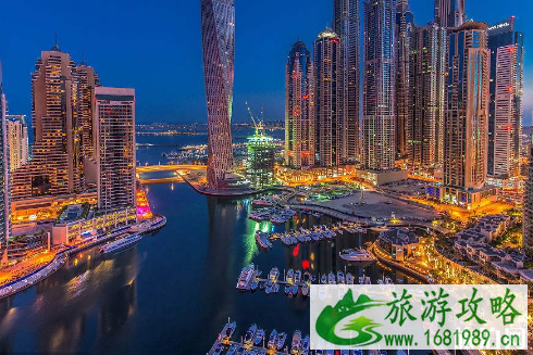 迪拜市内打车多少钱 迪拜打的士价格是多少 迪拜市内打车多少钱 迪拜打的士价格是多少