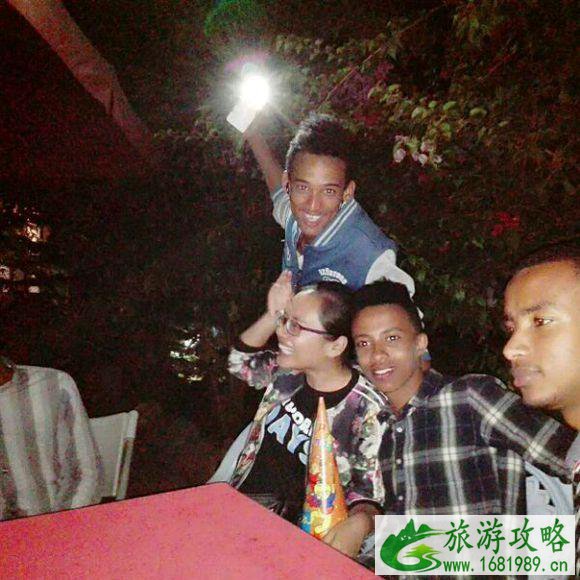 一个女孩不一样的非洲之旅 一个女孩不一样的非洲之旅