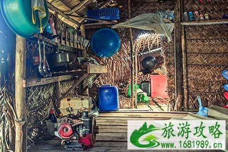 在马来西亚一群没有国籍的巴瑶人 在马来西亚一群没有国籍的巴瑶人