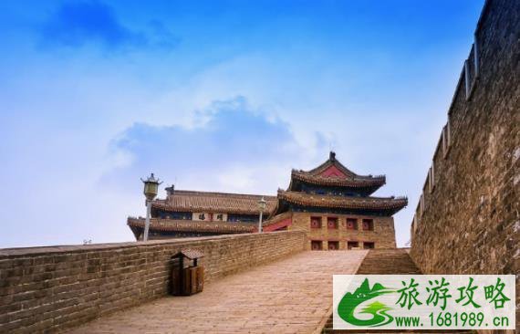 山海关景区现在开放吗?游客多吗? 山海关景区现在开放吗?游客多吗?