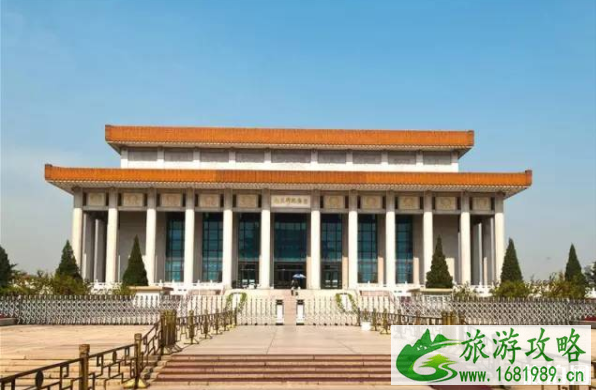 毛主席纪念堂开放时间和预约指南以及注意事项