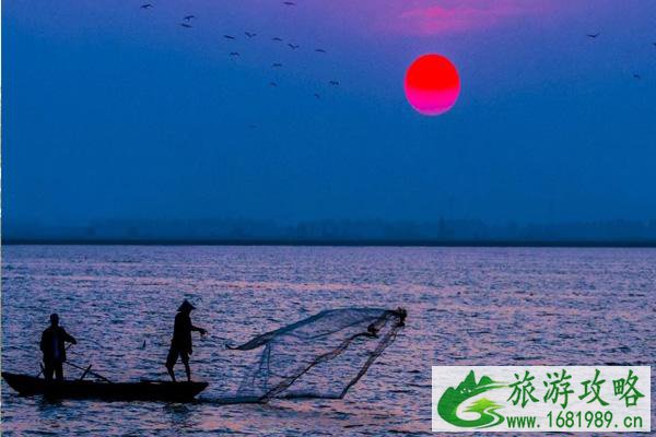 荆州洪湖有什么好玩的地方?