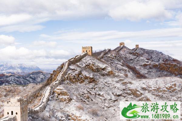 青山关在哪里 雪后青山关长城的美景