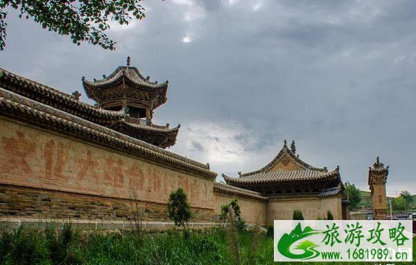 洪水泉清真寺游玩攻略 洪水泉清真寺游玩攻略