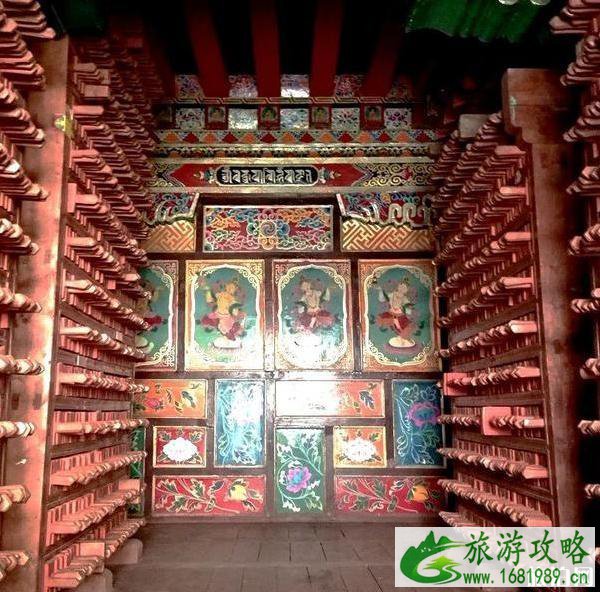 德格印经院的介绍 德格旅游景点推荐 德格印经院的介绍 德格旅游景点推荐