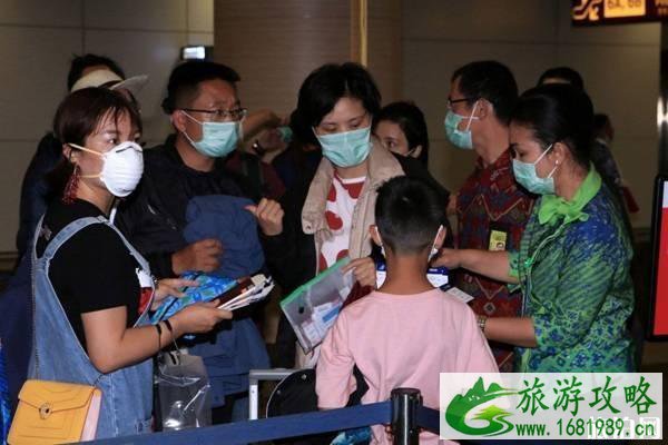 现在滞留在巴厘岛中国游客怎么乘坐包机回国