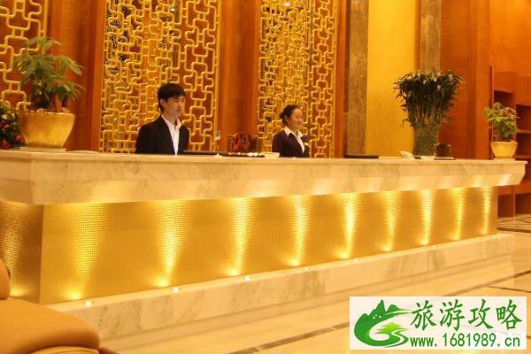 中国公民可以用护照在酒店登记入住吗? 中国公民可以用护照在酒店登记入住吗?