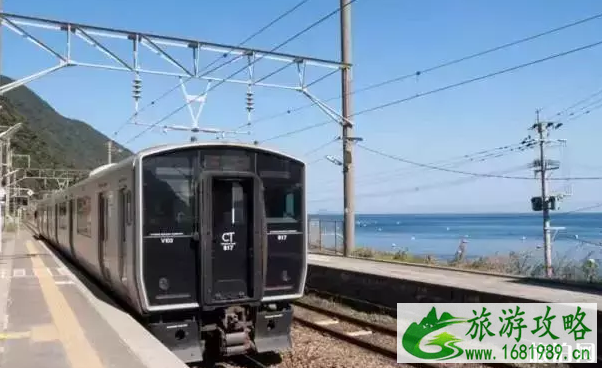 日本有哪些美丽的车站可以看海