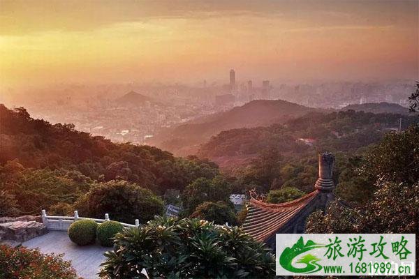 2022年12月9日-11日白云索道暂停运营公告通知 2022年12月9日-11日白云索道暂停运营公告通知