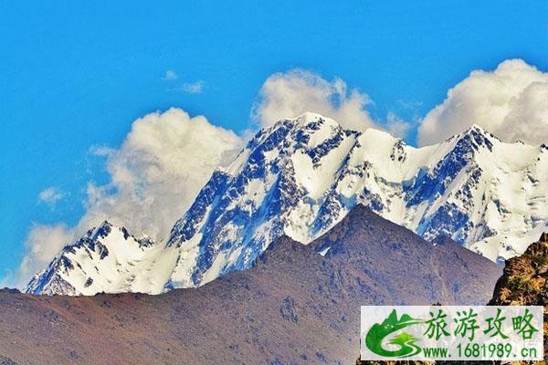 博格达峰海拔多少米 博格达峰的传说