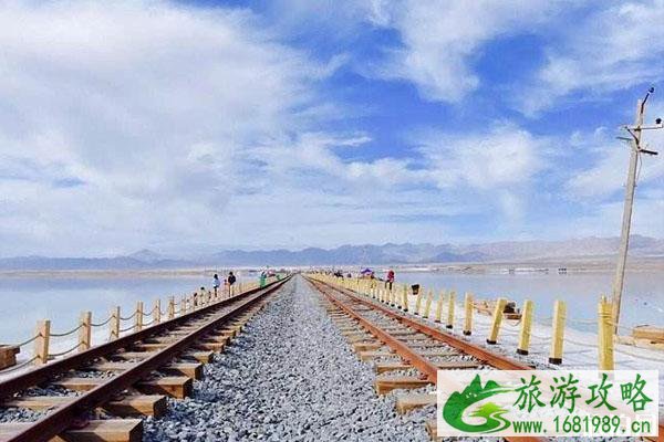 茶卡盐湖旅游攻略 打卡景点 旅游注意事项 茶卡盐湖旅游攻略 打卡景点 旅游注意事项