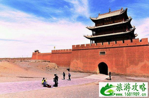 去西北旅游需要带什么东西 去西北旅游需要带什么东西
