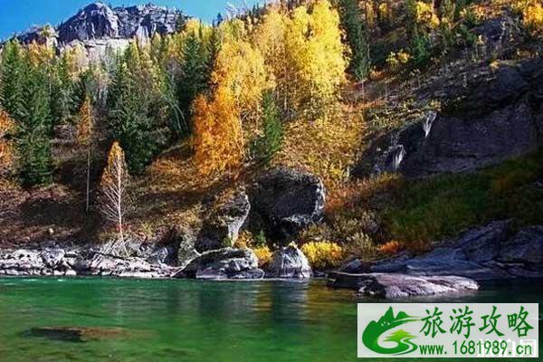 可可托海秋天景色推荐