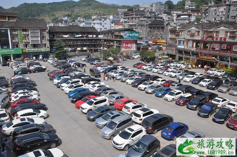 去凤凰古城怎么停车 凤凰古城自驾游车停哪 去凤凰古城怎么停车 凤凰古城自驾游车停哪