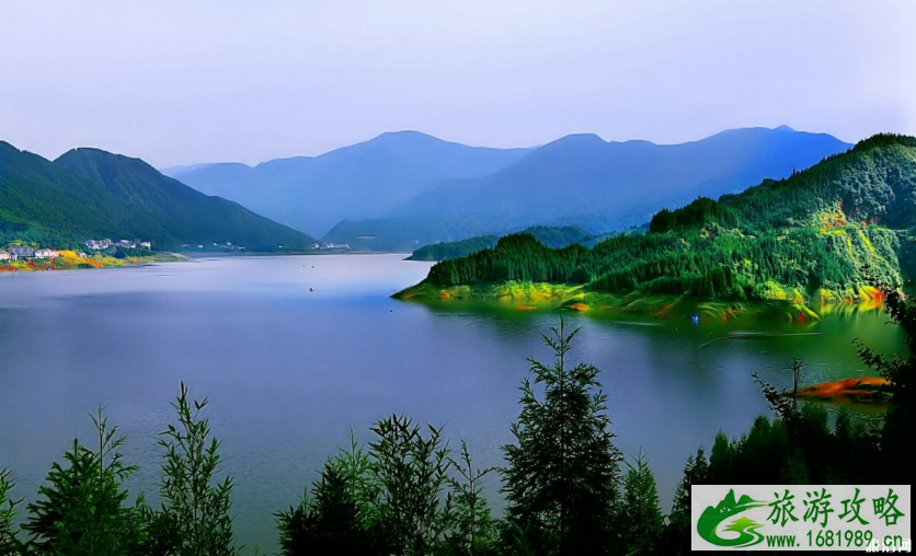 秋天国内最佳旅游地 秋天适合去什么地方旅游 秋天国内最佳旅游地 秋天适合去什么地方旅游