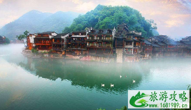 凤凰古城消费高吗 凤凰古城住哪里好 凤凰古城消费高吗 凤凰古城住哪里好